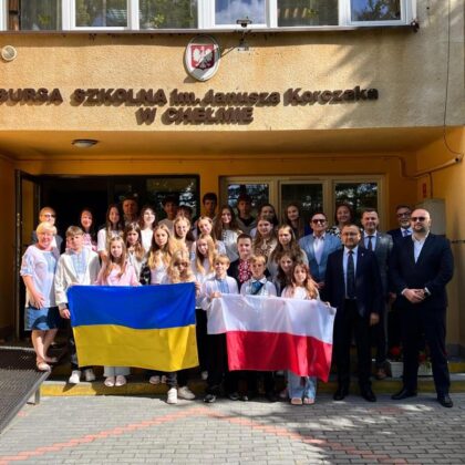 Діти пільгових категорій з Новоайдарської громади відпочили в Україні та за кордоном