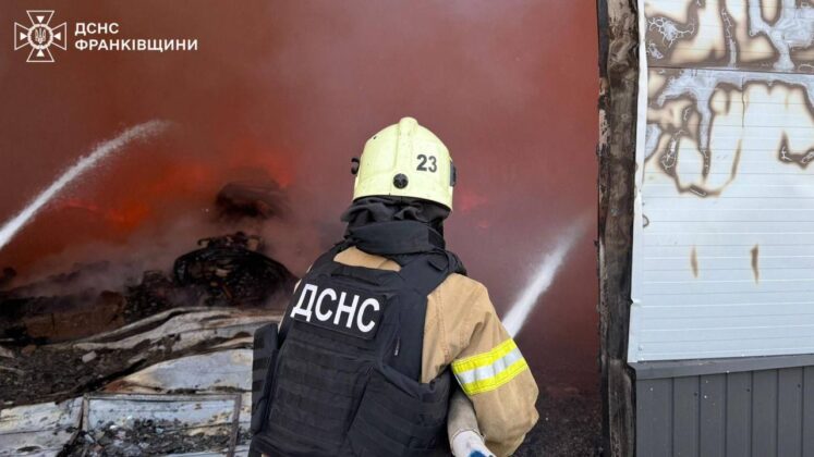 Зеленський проведе переговори у Данії та Франції щодо тиску на рф