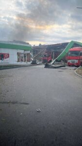 Полтавщина: російські окупанти зруйнували АЗС, є поранений