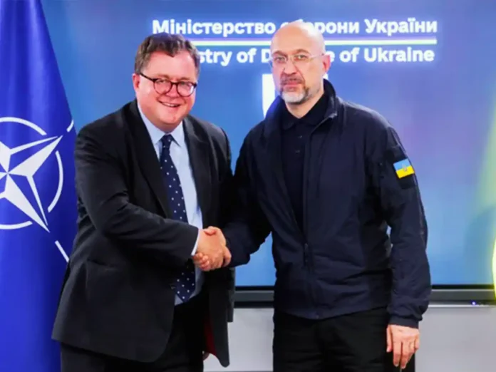 Шмигаль провів зустріч з представником НАТО в Україні