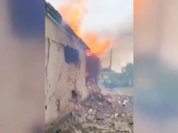 Ракета з винищувача впала на будинок у Волинській області