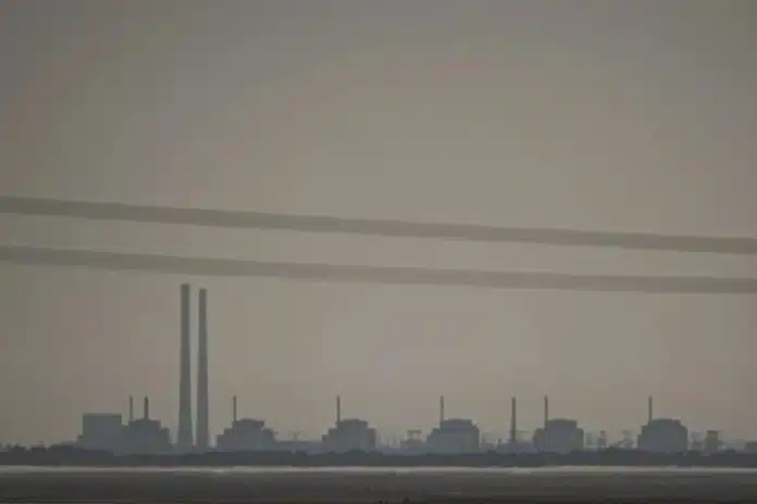 Запорізька АЕС без зовнішнього живлення понад три доби, ситуація викликає побоювання - The Guardian