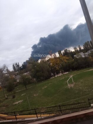 В окупованому Криму палає нфтобаза та електропідстанції