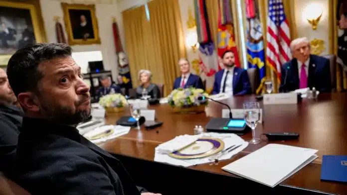 Зеленський показав Трампу цілі на росії, які можуть зупинити війну