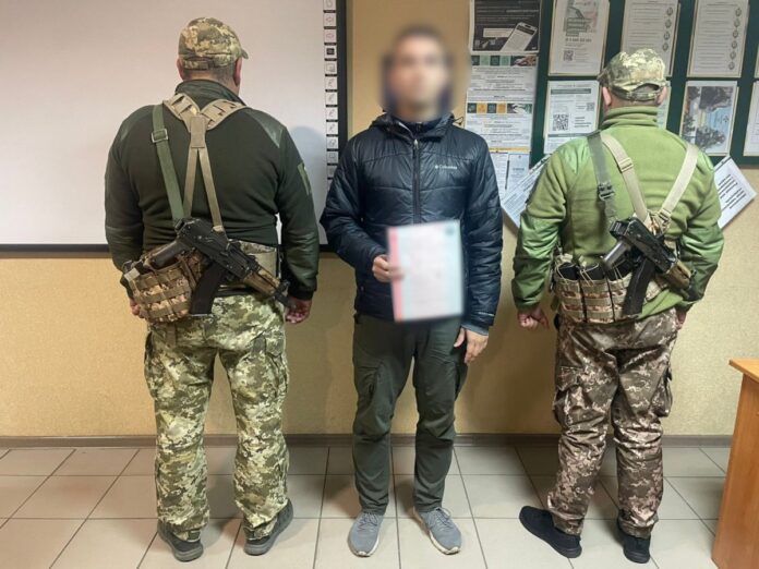 Харків'янин «придбав» дитину за крипту для втечі з України