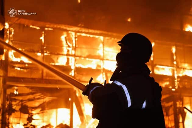 Вночі рф вдарила по Харкову КАБами та балістикою