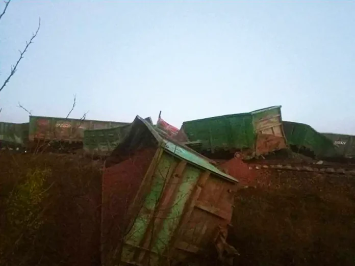 На Запоріжжі знищено потяг росіян із військовим вантажем