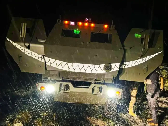 Окупанти застрягли в болоті: по росіянам били з HIMARS, добили FPV