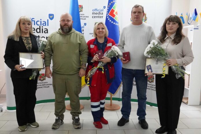 Луганчани були відзначені державними нагородами