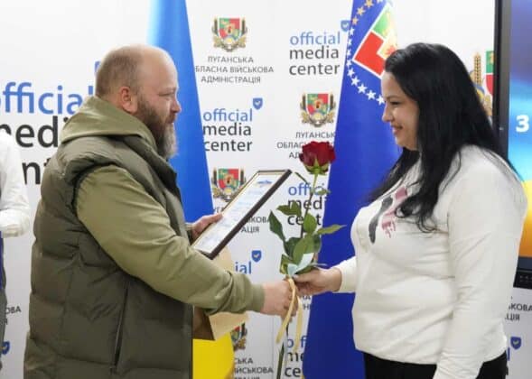 Очільник Луганщини привітав соцпрацівників із професійним святом