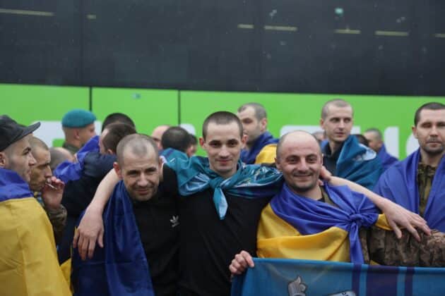 Україна повернула з російського полону 205 громадян