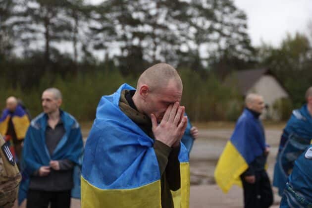 Україна повернула з російського полону 205 громадян