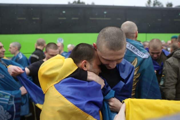 Україна повернула з російського полону 205 громадян