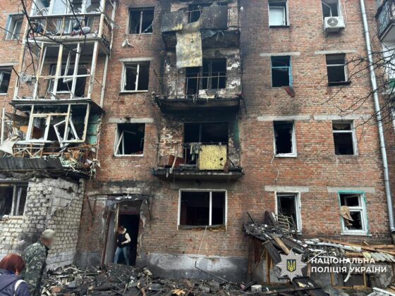 російські дрони атакували Ніжин: є поранені та руйнування цивільних об’єктів