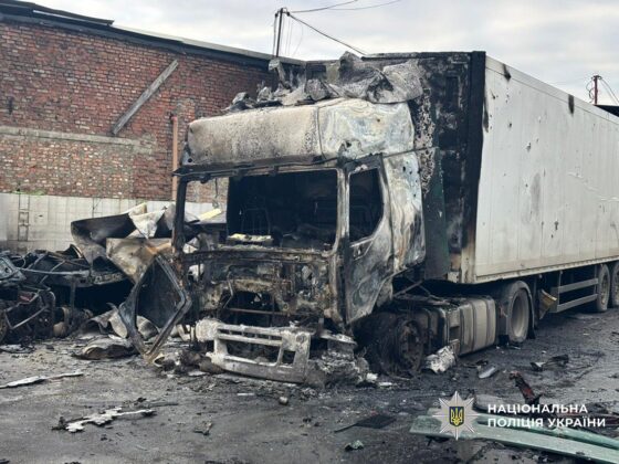 російські дрони атакували Ніжин: є поранені та руйнування цивільних об’єктів