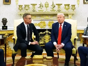 Дональд Трамп очікує на переговори між Україною та росією