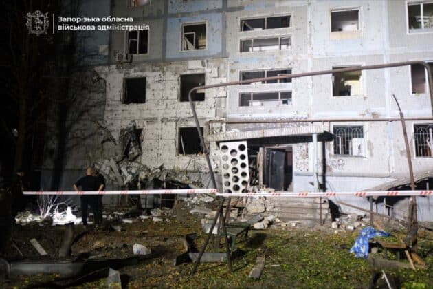 Нічна ворожа атака на Запоріжжя: одна загибла, десятеро поранених