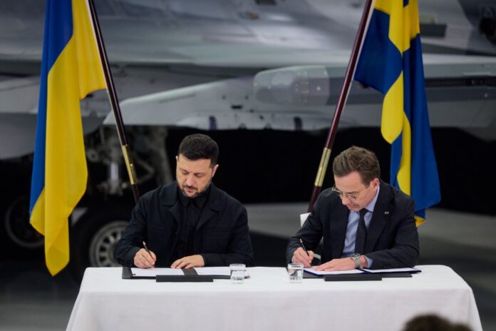 Україна та Швеція підписали лист про наміри щодо придбання до 150 винищувачів Gripen E