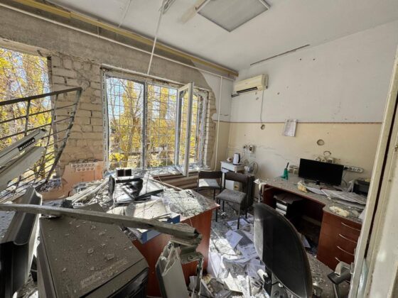 Зеленський: рф цілеспрямовано вдарила по дітях і лікарях у Херсоні