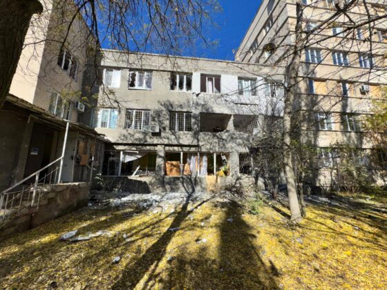 Зеленський: рф цілеспрямовано вдарила по дітях і лікарях у Херсоні