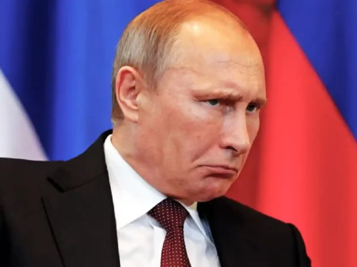 На росії оголосили траур на день народження путіна