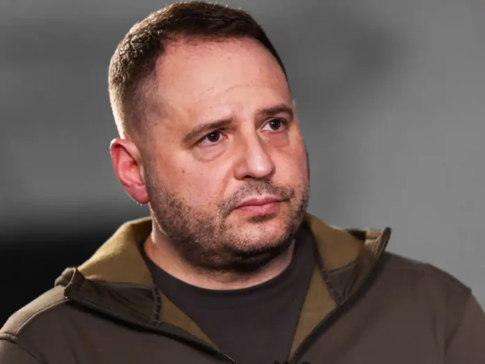 Єрмак зібрався піти на фронт: «мене зганьбили»