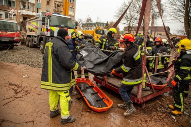 Кількість загиблих у Тернополі зросла: серед жертв шестеро дітей