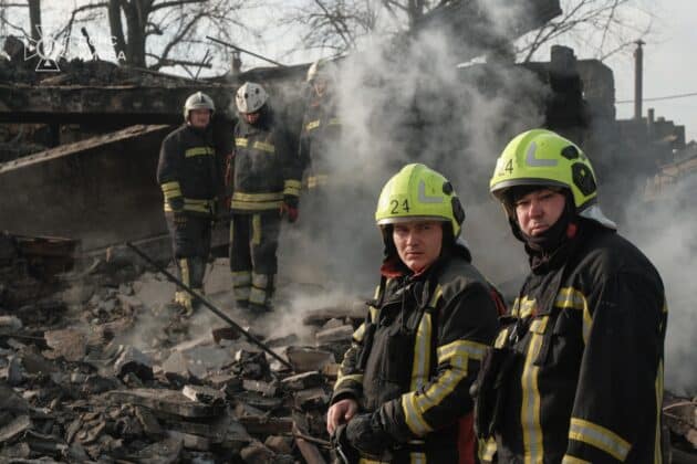 Наслідки нічної атаки Києва: руйнування, жертви та рятувальні роботи