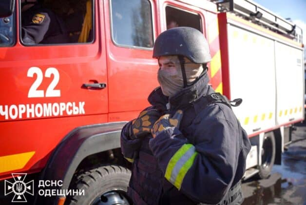 Російська атака в Чорноморську: двоє загиблих, десять постраждалих