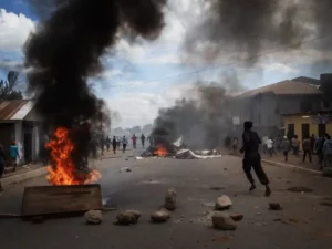 Поліція Танзанії знищує тіла загиблих протестувальників — опозиція