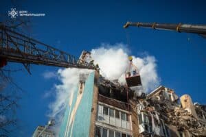 До 34 зросла кількість жертв після ракетного удару по Тернополю