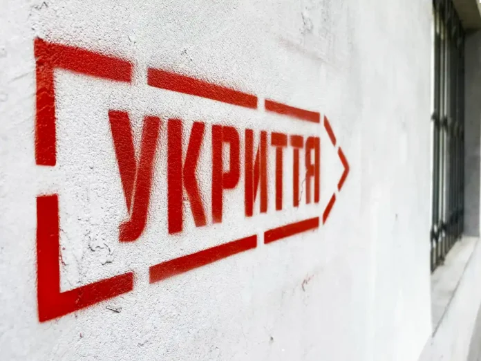 У Києві не пускали людей в укриття під час атаки