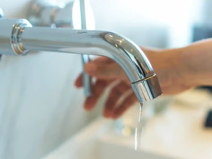 Вода в Харкові: обмеження та знижений тиск через нічні атаки рф