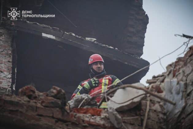 Кількість загиблих у Тернополі зросла: знайшли тіло ще однієї жінки