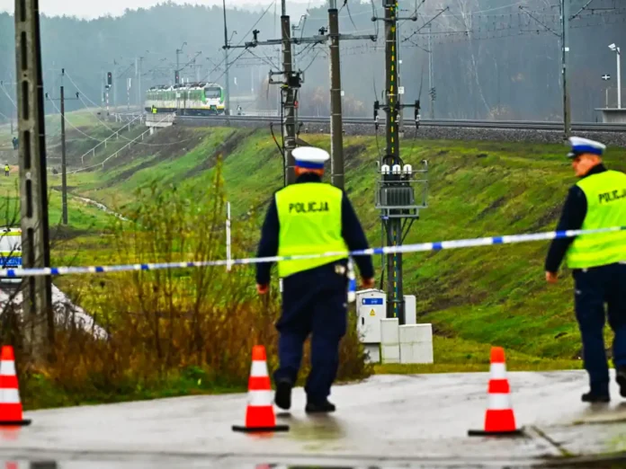 Підрив колії у Польщі: Туск заявив про причетність громадян України