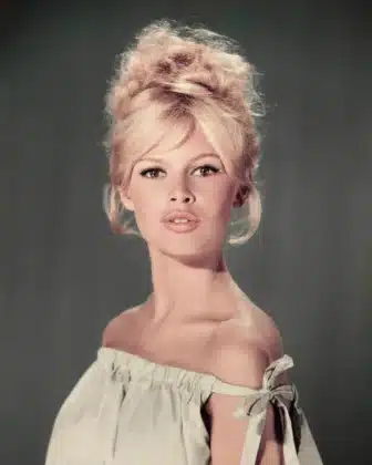 У Парижі на 92-му році життя померла Бріжіт Бардо 05