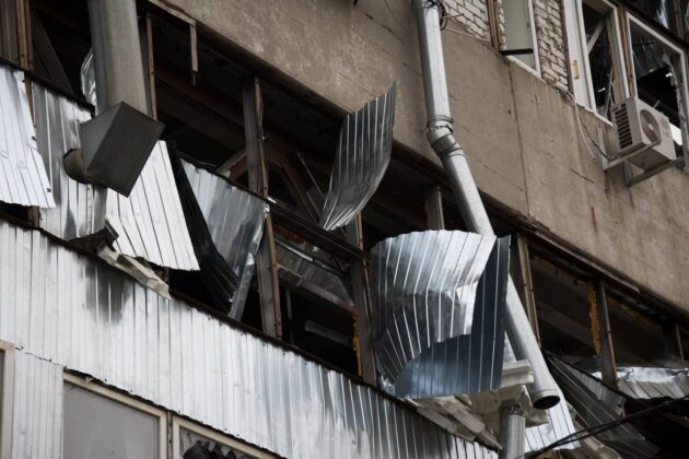 Наслідки удару по Дніпру: зросла кількість жертв та поранених