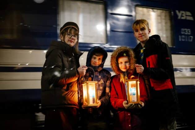 Вифлеємський вогонь миру дістався Києва 05