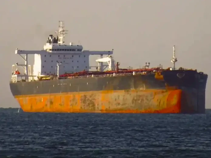 Україна вдарила по тіньовому флоту рф: під санкціями 656 морських суден