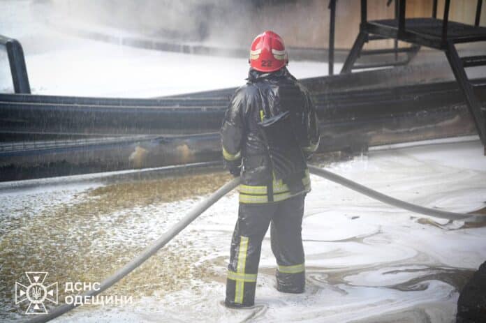 росія атакує Одесу, намагаючись підірвати економіку України — WSJ