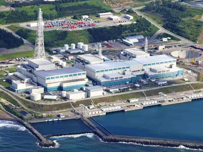 Японія відновила роботу найбільшої у світі АЕС Касівадзакі-Каріва