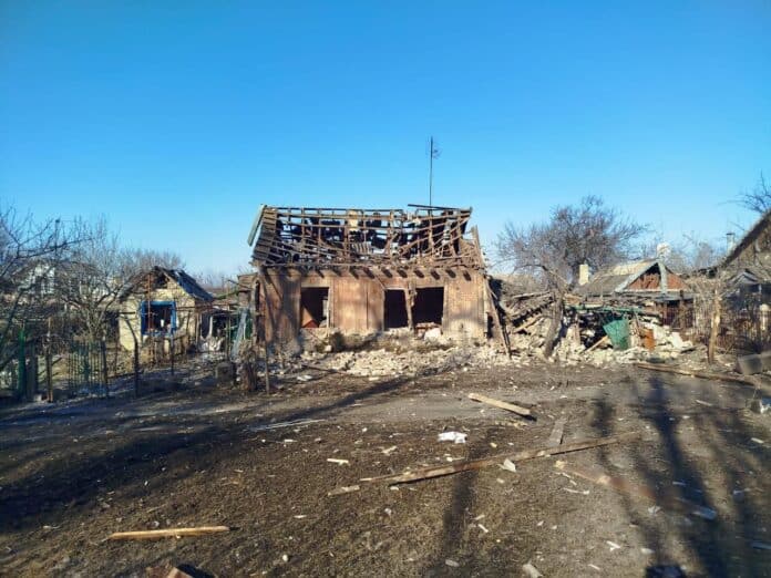 росія вдарила по ринку в Дружківці: багато загиблих та поранених 03