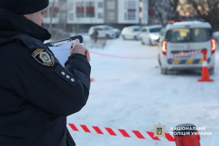 У Черкасах чоловік кинув гранату в бік працівників ТЦК 01