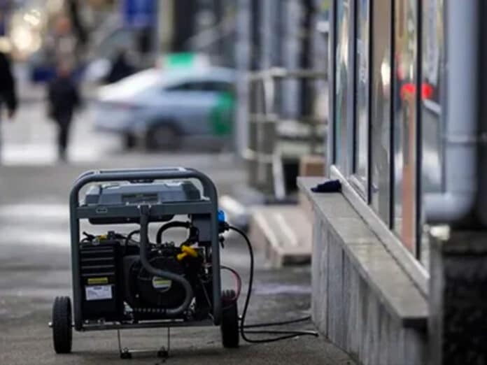 Відключення світла в Україні: графіки запроваджено у всіх регіонах