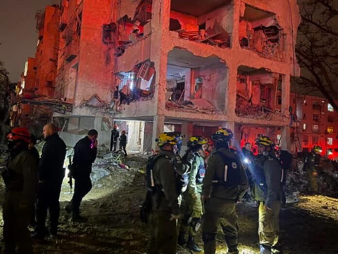 Удар поблизу ядерного центру в Дімоні: понад сотня поранених