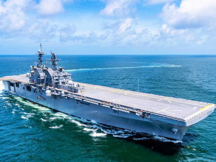 США направили десантний корабель із морпіхами на Близький Схід