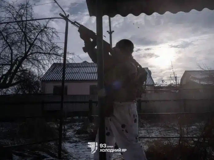 На фронті відбулося 113 бойових зіткнень, найбільше атак на Покровському напрямку - Генштаб