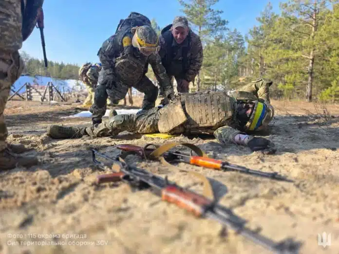 Окупанти випустили понад 6000 дронів та здійснили 152 штурми за добу - Генштаб