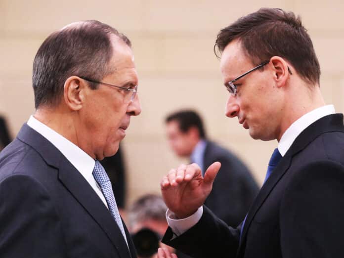 Угорщина просила рф допомогти партії Фіцо: оприлюднено стенограму розмови Сійярто – лавров