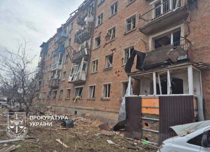 Удар КАБами по Глухову: серед постраждалих дитина